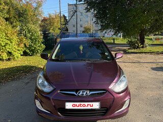 2012 Hyundai Solaris I, фиолетовый, 755000 рублей, вид 4