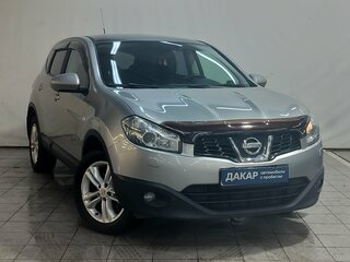 2010 Nissan Qashqai I Рестайлинг, серебристый, 1030000 рублей, вид 3