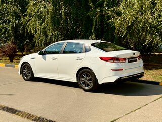 2019 Kia Optima IV Рестайлинг, белый, 1090000 рублей, вид 4