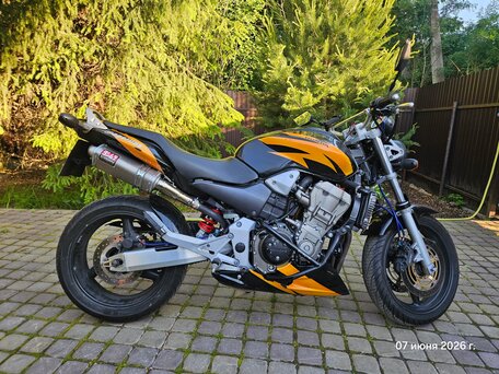 2001 Honda CB 900F Hornet, чёрный, 600000 рублей, вид 3
