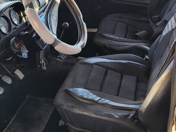 1993 Lada (ВАЗ) 2106, белый, 130000 рублей - вид 10