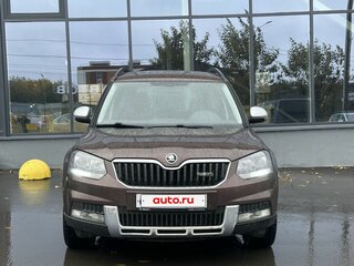 2015 Skoda Yeti I Рестайлинг, коричневый, 1649000 рублей, вид 3