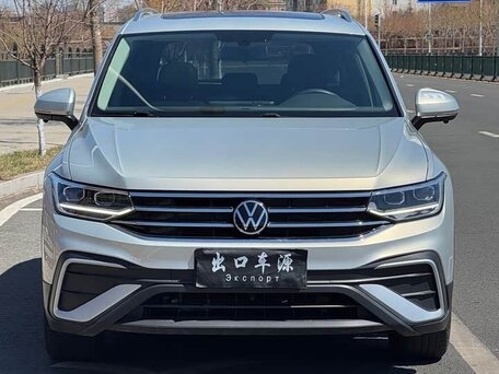 2022 Volkswagen Tiguan II Рестайлинг, серый, 2773000 рублей, вид 3