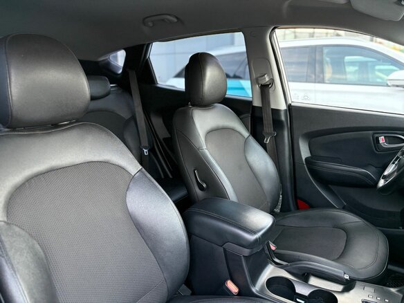 2014 Hyundai ix35 I Рестайлинг, серебристый, 1105000 рублей - вид 14
