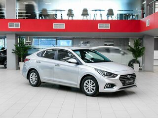 2017 Hyundai Solaris II, серебристый, 1250000 рублей, вид 3
