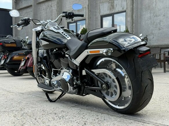 2026 Harley-Davidson Fat Boy, зелёный, 4200000 рублей - вид 20