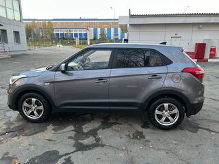 2017 Hyundai Creta I, серый, 1900000 рублей, вид 4