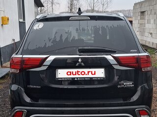 2019 Mitsubishi Outlander III Рестайлинг 3, чёрный, 2200000 рублей, вид 2