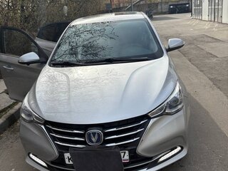 2023 Changan Alsvin, серебристый, 900000 рублей, вид 1