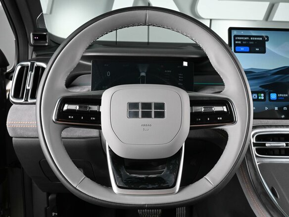 2026 Geely Galaxy M7, серый, 3779000 рублей - вид 12