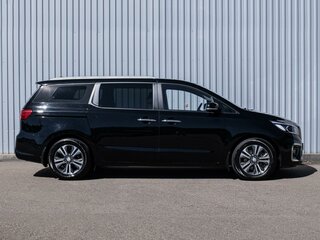 2020 Kia Carnival III, чёрный, 2820000 рублей, вид 5