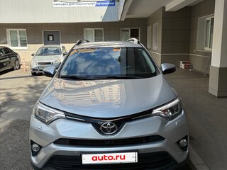 2015 Toyota RAV4 IV (XA40) Рестайлинг, серебристый, 2300000 рублей, вид 1