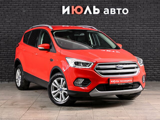2018 Ford Kuga II Рестайлинг, красный, 1980000 рублей, вид 3