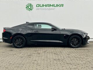 2020 Chevrolet Camaro VI Рестайлинг, чёрный, 3050000 рублей, вид 4