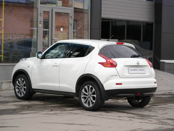 2013 Nissan Juke I, белый, 1190000 рублей - вид 6