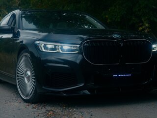 2016 BMW 7 серии Long 750Li xDrive VI (G11/G12), чёрный, 4300000 рублей, вид 1
