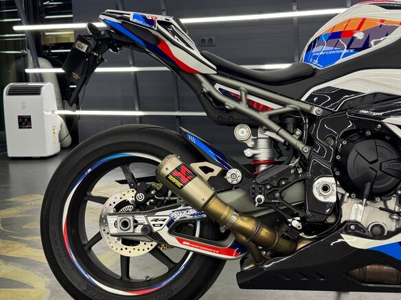 2025 BMW S 1000 RR, белый, 2400000 рублей - вид 21