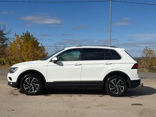 2018 Volkswagen Tiguan II, белый, 1990000 рублей, вид 2