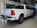 2026 Ram 1500 Crew Cab V Рестайлинг, белый - вид 7