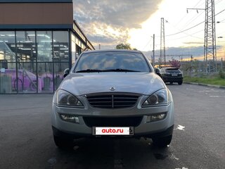 2010 SsangYong Kyron 5-speed I Рестайлинг, серебристый, 749000 рублей, вид 3