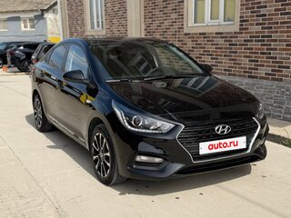 2018 Hyundai Solaris II, чёрный, 950000 рублей, вид 2