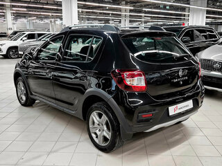 2021 Renault Sandero Stepway II Рестайлинг, чёрный, 1335000 рублей, вид 4