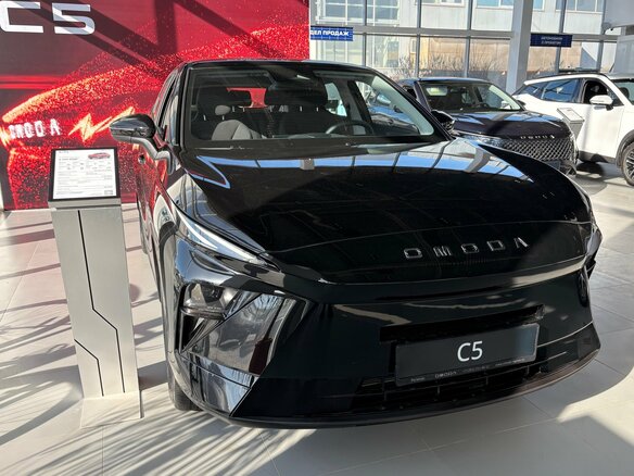2026 Omoda C5 II, чёрный, 2399000 рублей - вид 1