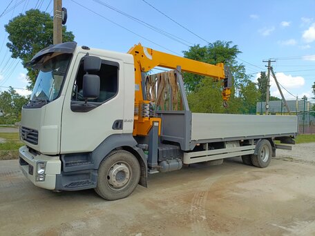 2011 Volvo FL, белый, 6500000 рублей, вид 2