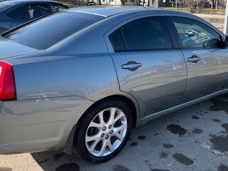 2007 Mitsubishi Galant IX Рестайлинг, серый, 600000 рублей, вид 5