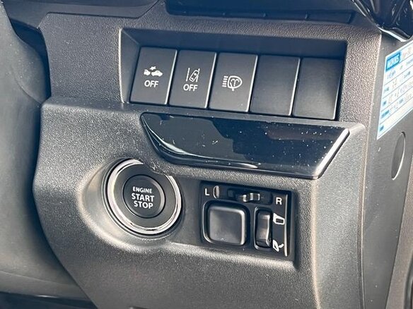 2023 Suzuki Jimny Sierra IV, чёрный, 1877000 рублей - вид 18