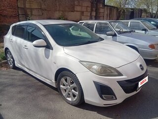 2010 Mazda Axela II, белый, 900000 рублей, вид 3