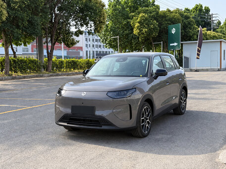2026 Leapmotor A10 53 kWh, бежевый, 1600000 рублей, вид 1