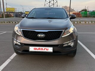 2015 Kia Sportage III Рестайлинг, коричневый, 1390000 рублей, вид 1
