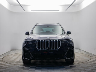 2020 BMW X7 40i I (G07), чёрный, 5629000 рублей, вид 2