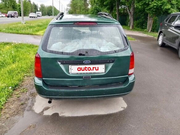 2001 Ford Focus I (North America), зелёный - вид 3