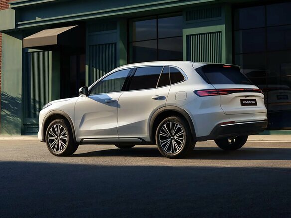 2026 Geely EX5 Гибрид EM-i, серый, 3669990 рублей - вид 23