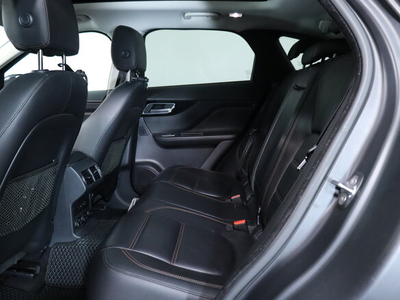 2016 Jaguar F-Pace I, чёрный, 2360000 рублей - вид 25
