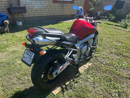 2004 Yamaha FZ6, красный, 430000 рублей, вид 4