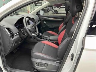 2025 Skoda Karoq I, белый, 2168066 рублей, вид 4