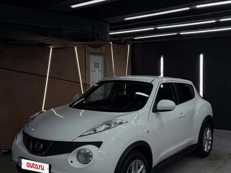2011 Nissan Juke I, белый, 900000 рублей, вид 1