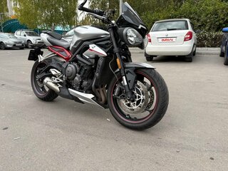 2018 Triumph Street Triple, серебристый, 670000 рублей, вид 1