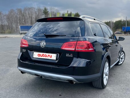 2013 Volkswagen Passat Alltrack B7, чёрный, 1650000 рублей, вид 5