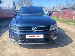 2017 Volkswagen Tiguan II, синий, 1800000 рублей, вид 3