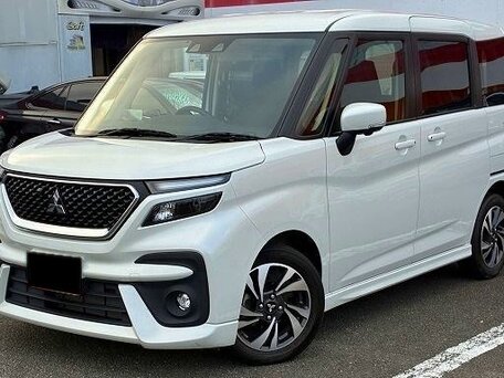 Mitsubishi Delica D:2 III