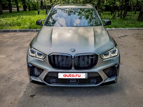 2021 BMW X5 M Competition III (F95), серый, 11500000 рублей, вид 3