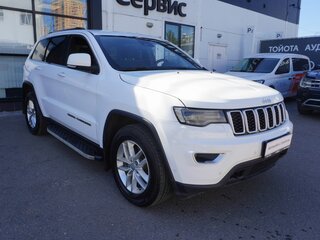 2018 Jeep Grand Cherokee IV (WK2) Рестайлинг, белый, 2720000 рублей, вид 3