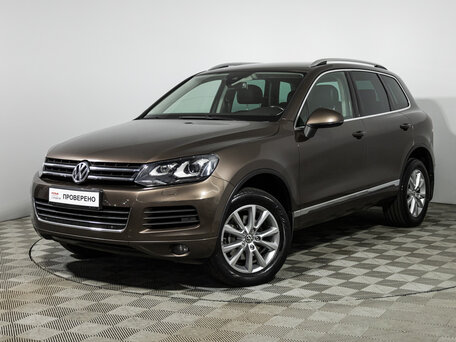 2013 Volkswagen Touareg II, коричневый, 2599700 рублей, вид 1