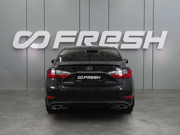 2016 Lexus ES 250 VI Рестайлинг, чёрный, 1961000 рублей - вид 3