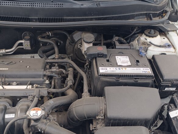 2013 Hyundai Solaris I, белый, 950000 рублей - вид 25