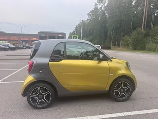 2018 Smart Fortwo III, жёлтый, 1590000 рублей, вид 3